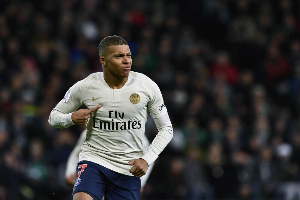 换帅，出售股权……科蒂进入转型关键期